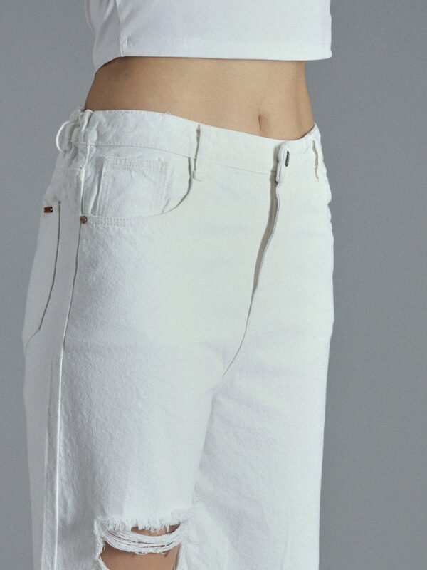 Women 90s Baggy Elasticated Waist Band Distress Cotton Jeans - Image 4