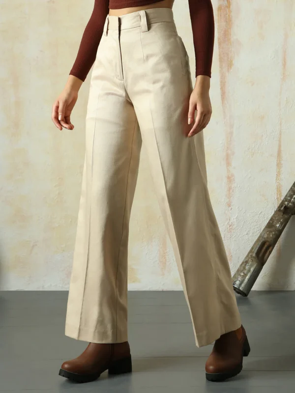 Women Solid Regular Length Wide Leg Trousers - Image 4